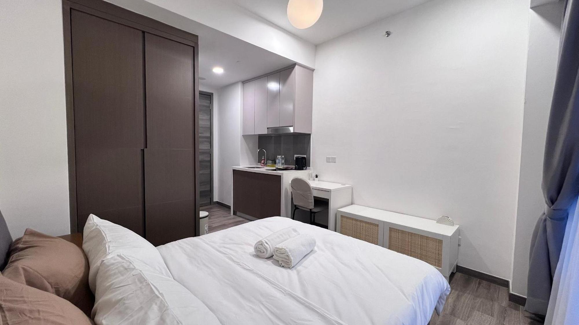 Ayatt Bukit Bintang * Kuala Lumpur