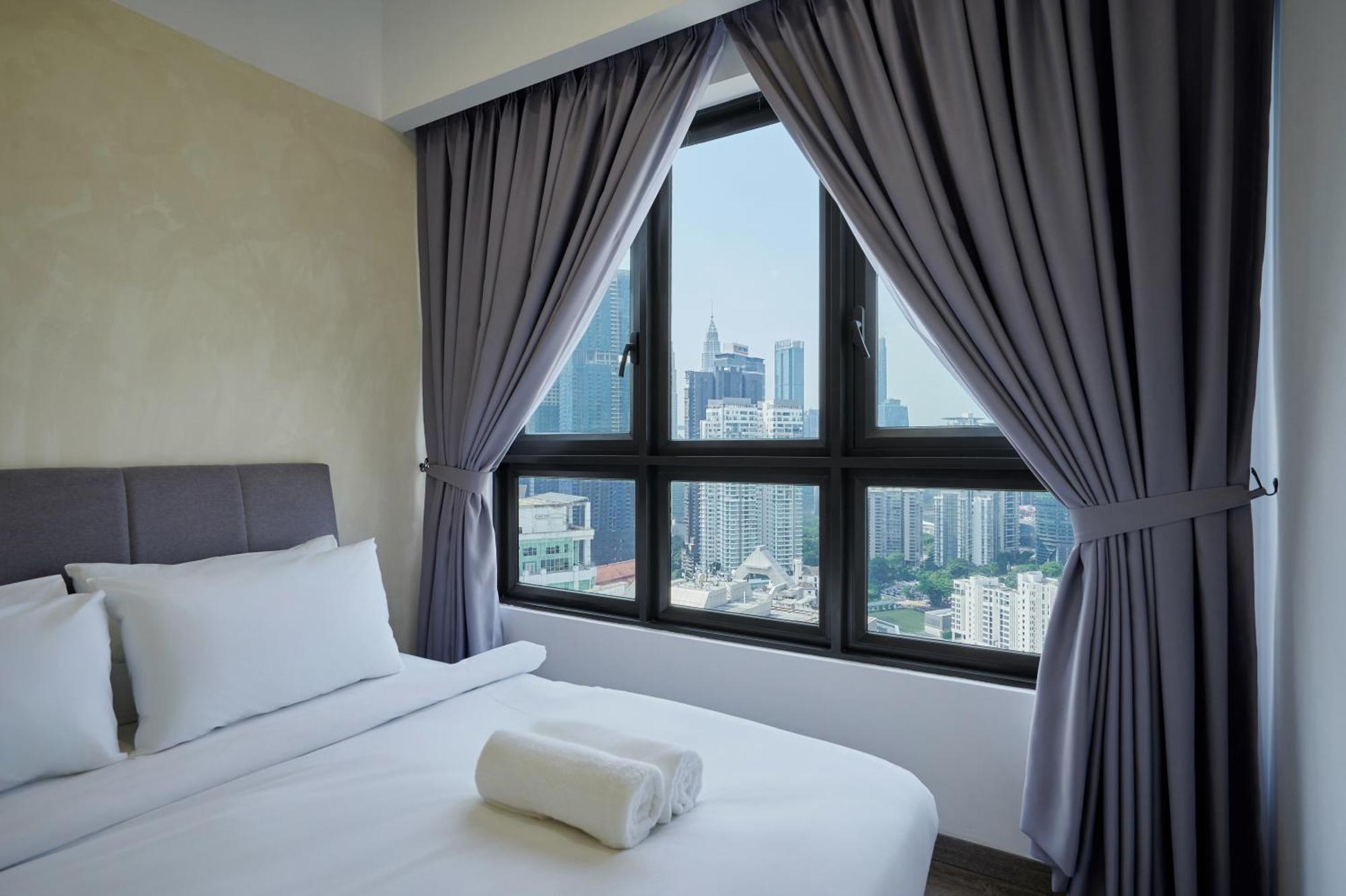 Ayatt Bukit Bintang * Kuala Lumpur